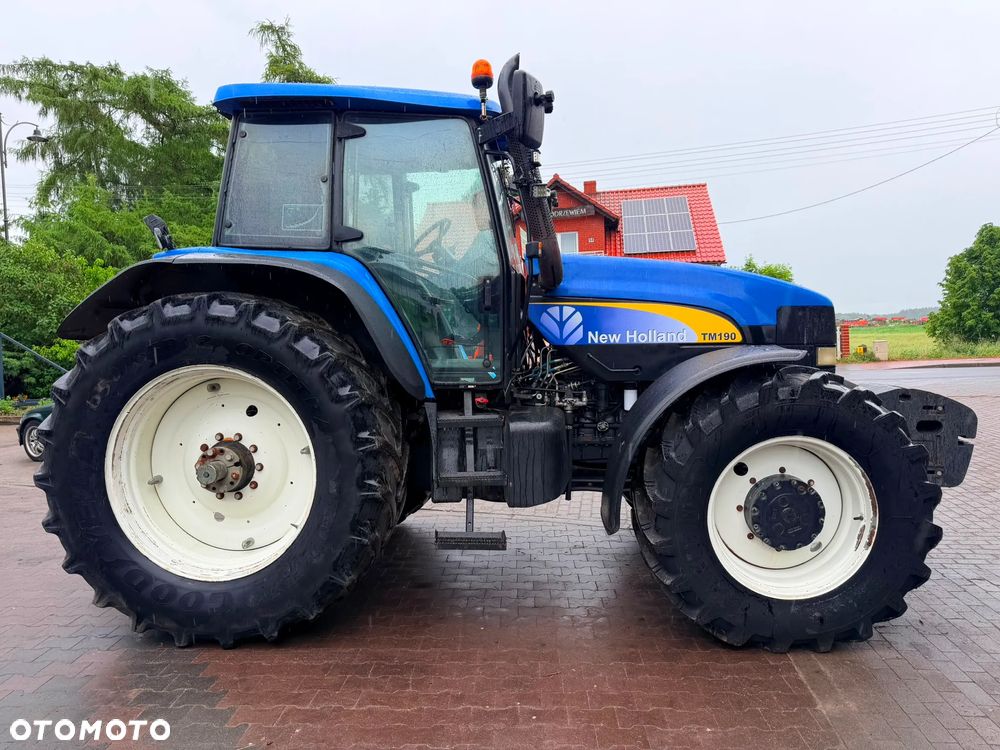 New Holland TM 190 - 5