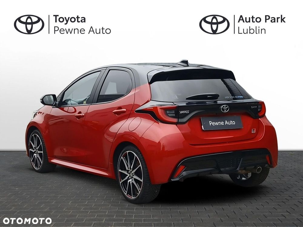 Toyota Yaris - 4
