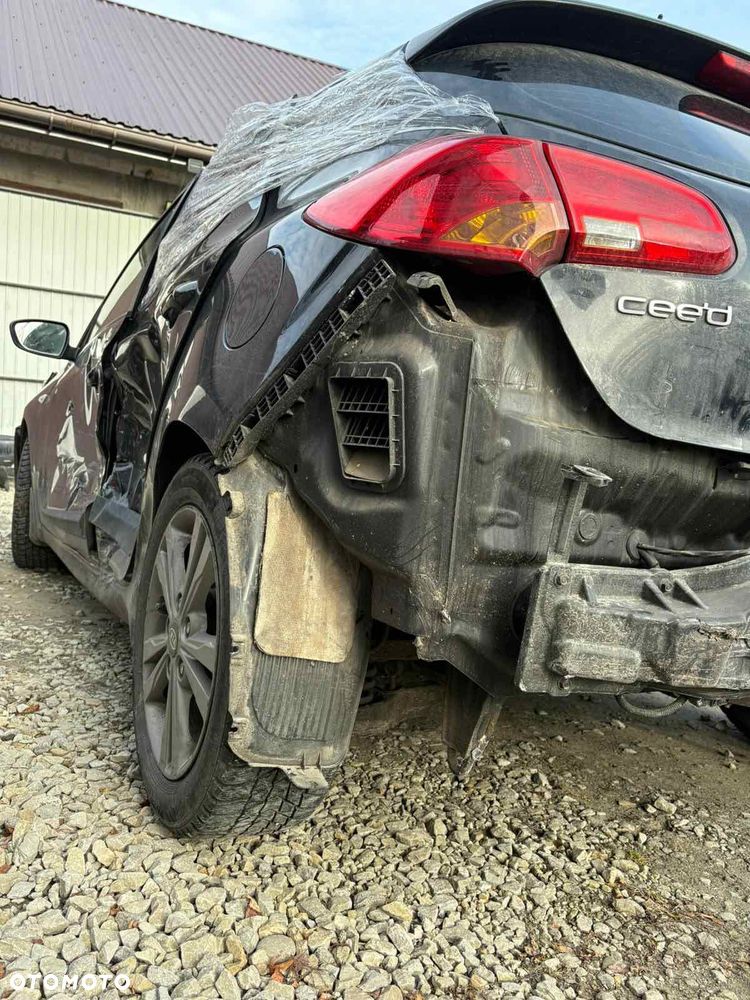 Kia Ceed 1.6 GDI M - 15