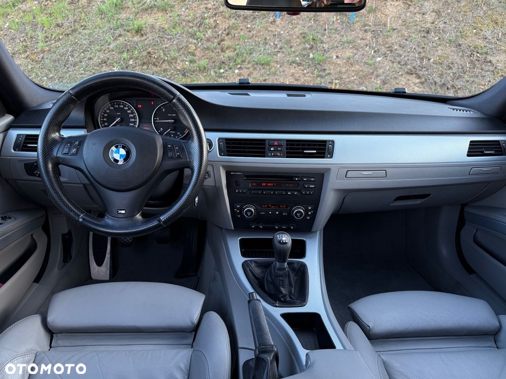 BMW Seria 3 320d xDrive - 6