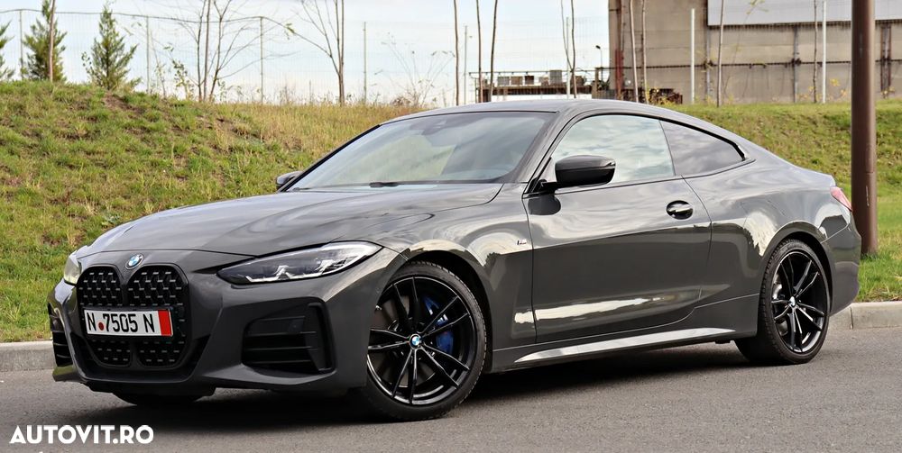 BMW M4 M440i xDrive - 1