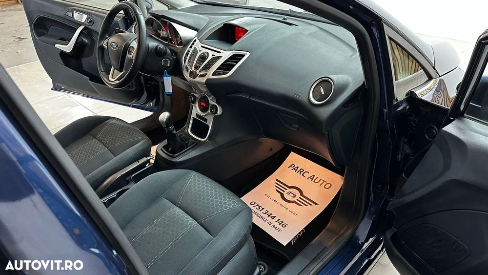 Ford Fiesta 1.6 TDCI Titanium - 8