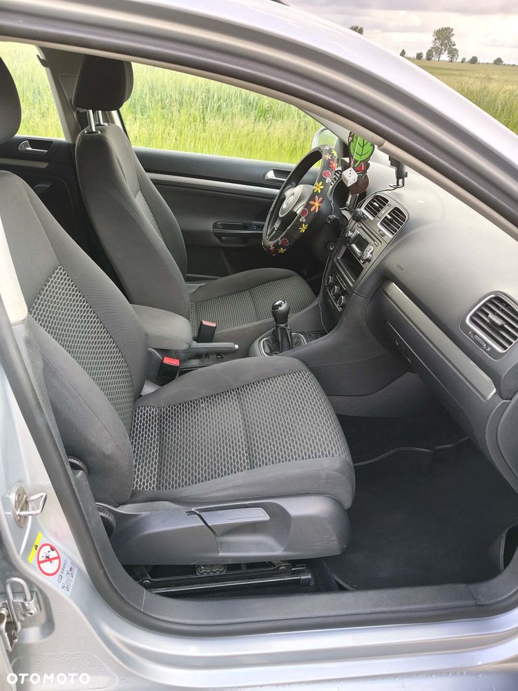 Volkswagen Golf 1.6 TDI DPF Trendline - 10