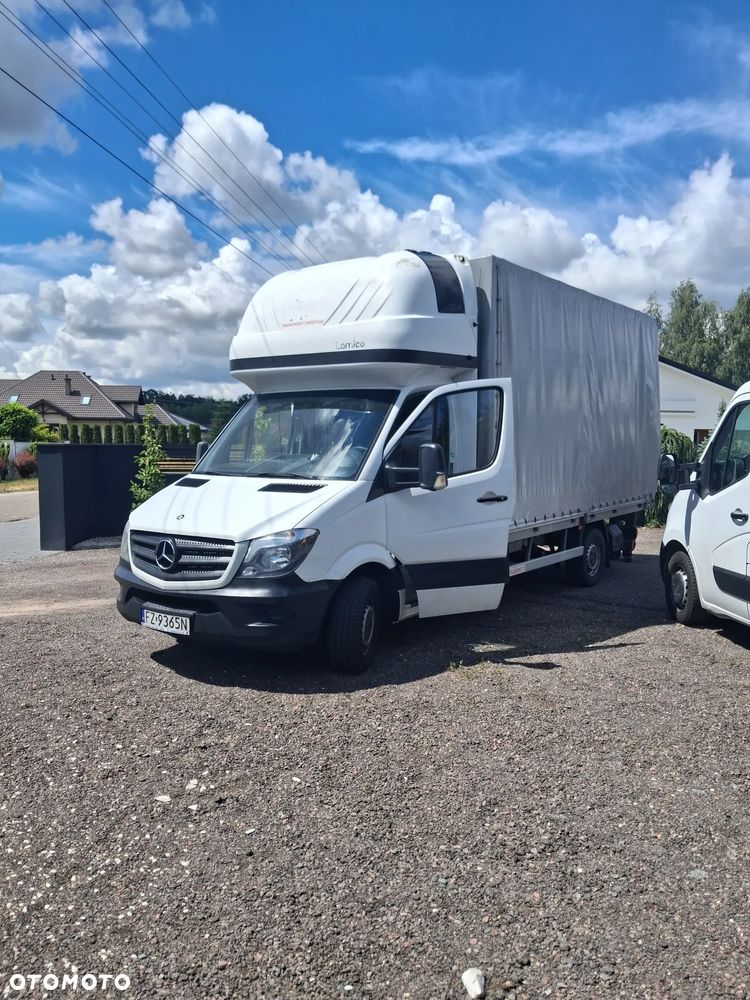 Mercedes-Benz Sprinter - 1