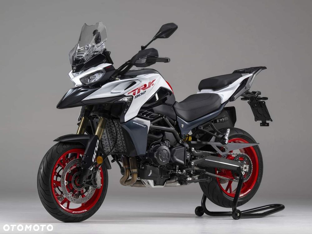 Benelli Inny - 4