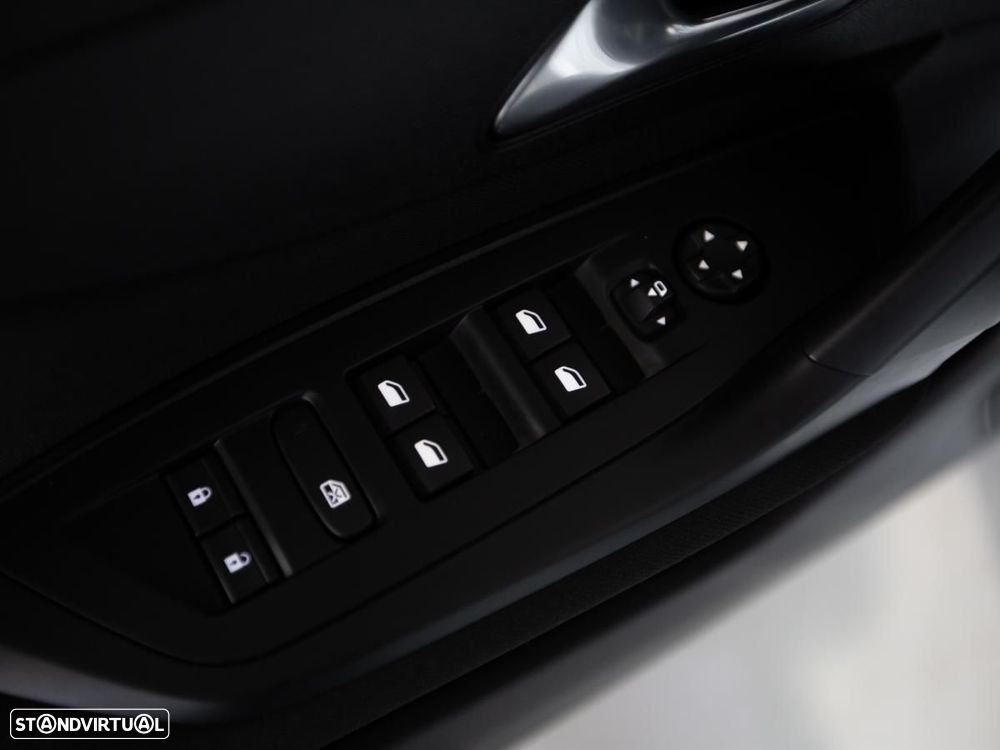 Peugeot 308 1.6 Hybrid Active e-EAT8 - 21