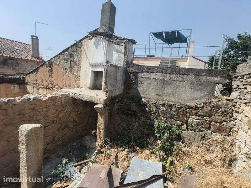 Moradia T4  em  Ruína - Pedrógão/Penamacor - Grande imagem: 4/12