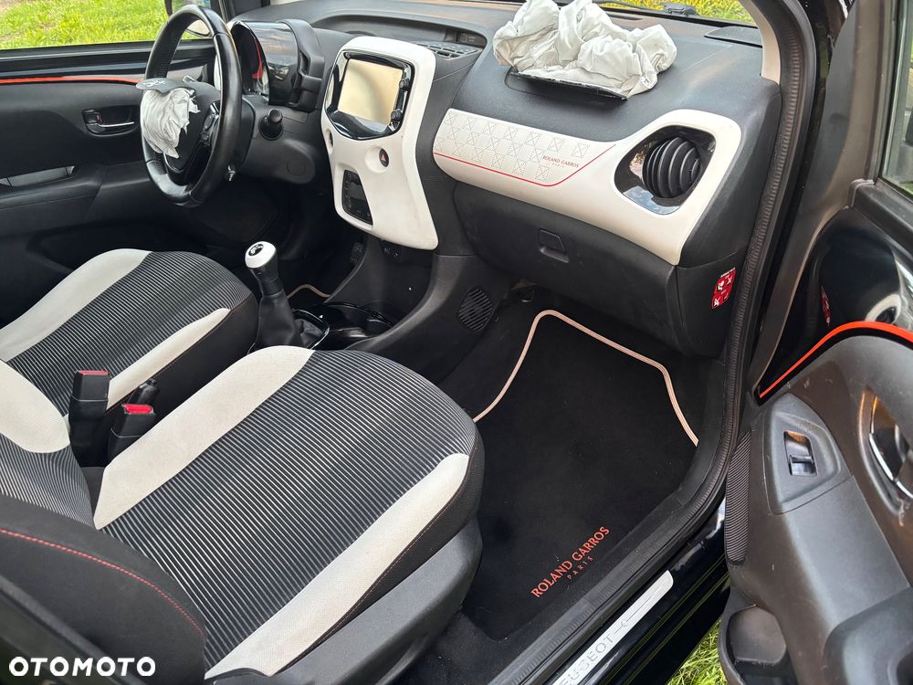 Peugeot 108 PureTech 82 Top Roland Garros - 20