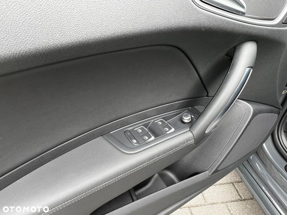 Audi A1 Sportback 25 TFSI S line - 15