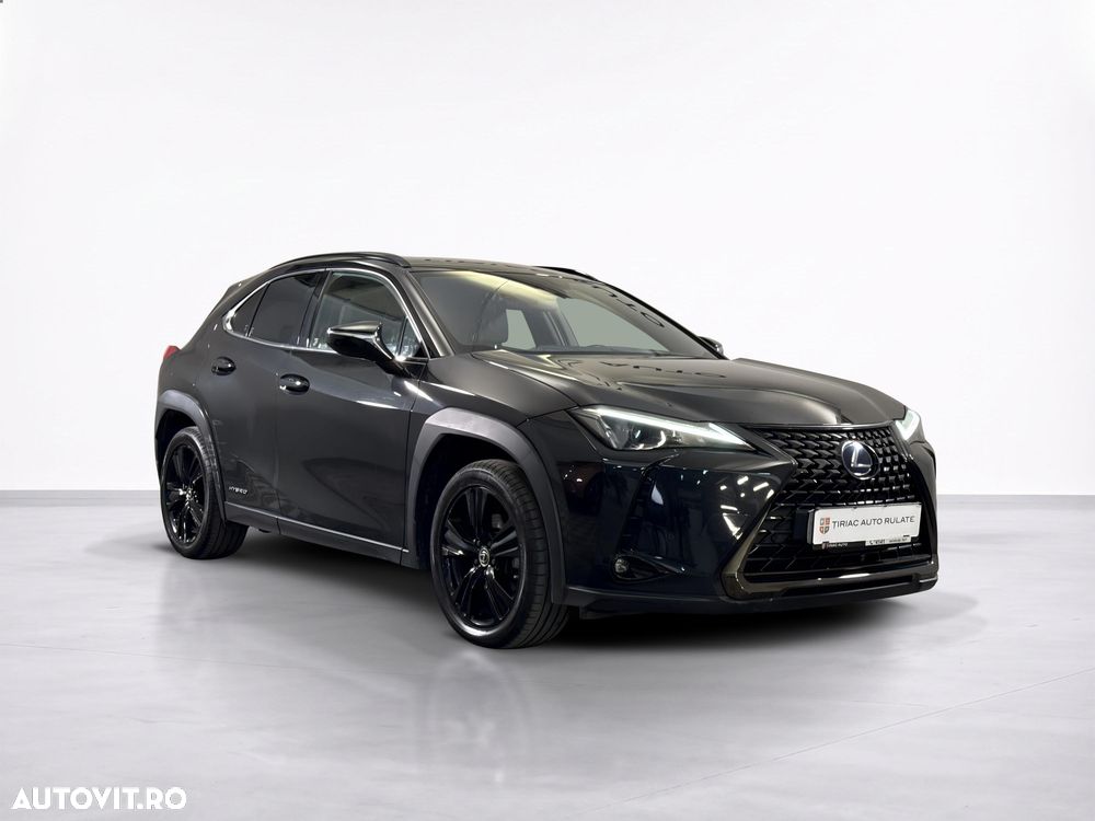 Lexus UX - 7
