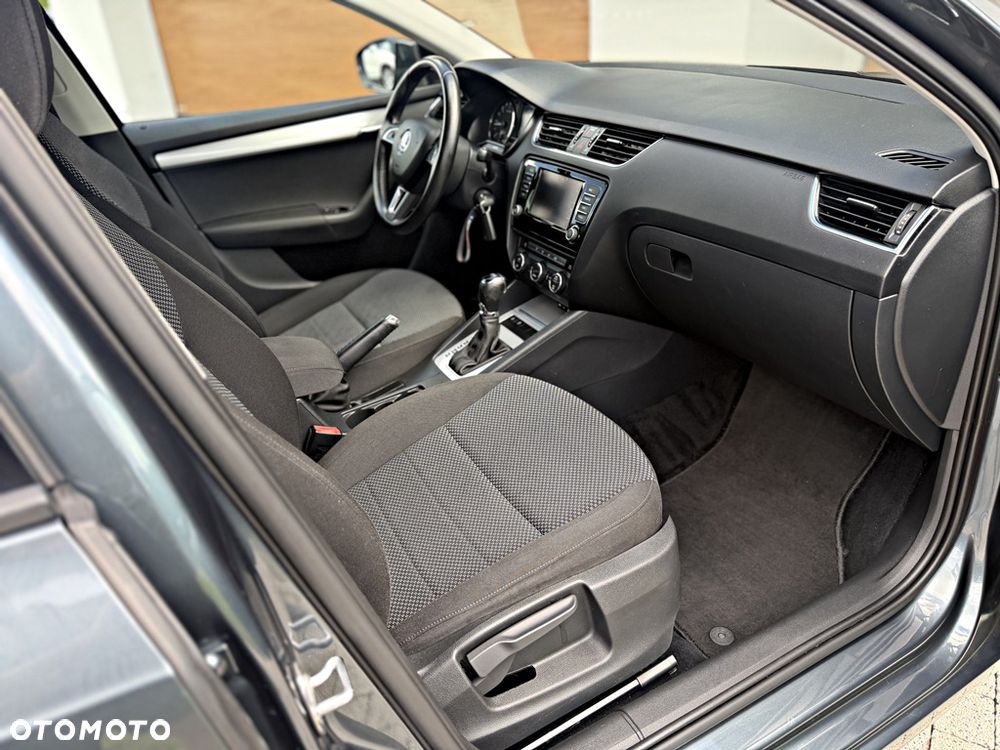Skoda Octavia 1.6 TDI (Green tec) DSG Ambition - 17