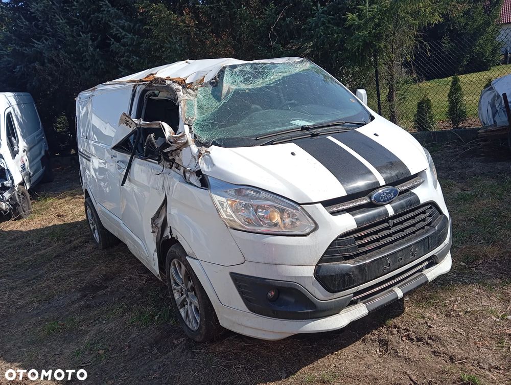 Ford Custom sport - 9