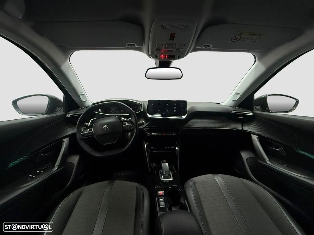 Peugeot 2008 - 11