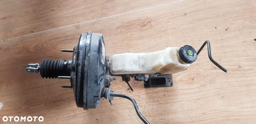TOYOTA COROLLA E12 SERWO Z POMPĄ  LSH65 - 1