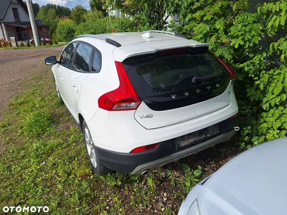 Volvo V40 Cross Country D3 Momentum - 2