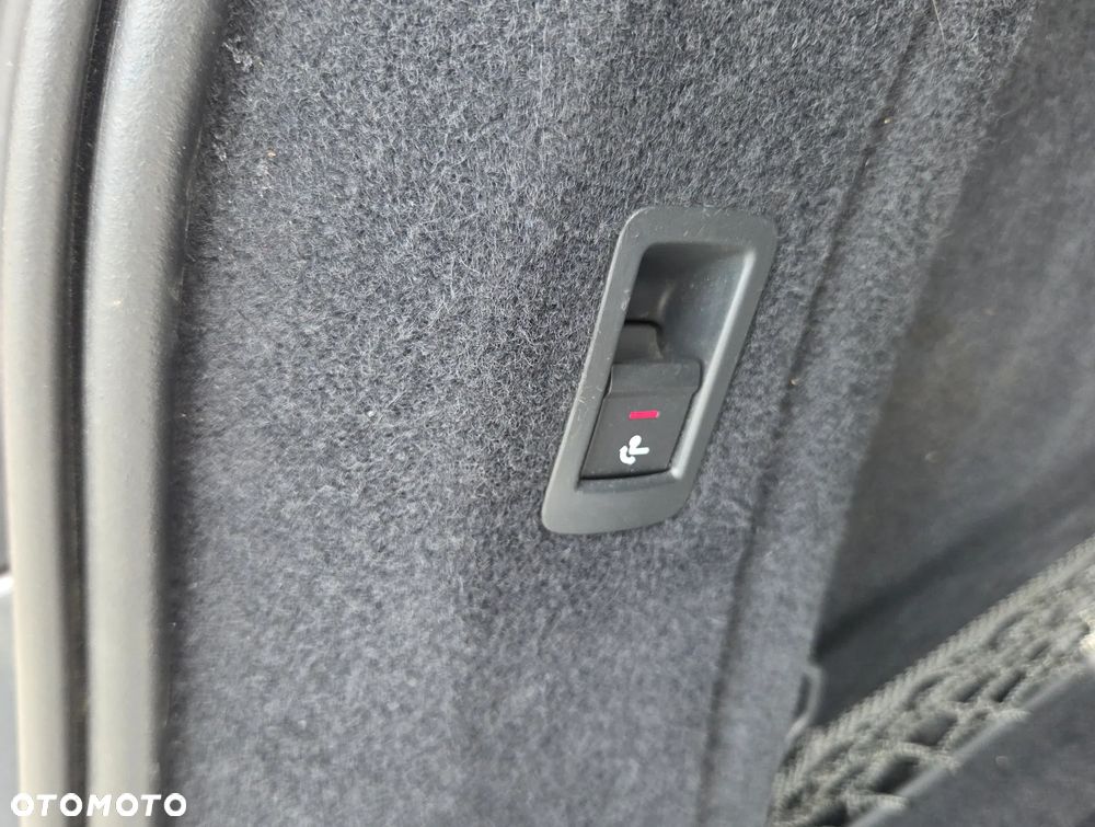 Audi A4 Avant 35 TFSI S tronic S line - 22