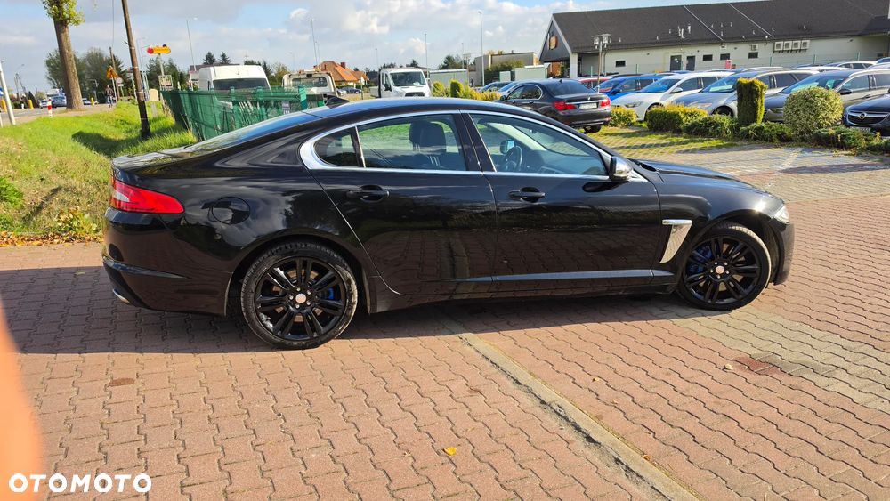 Jaguar XF 3.0 V6 S Luxury - 17