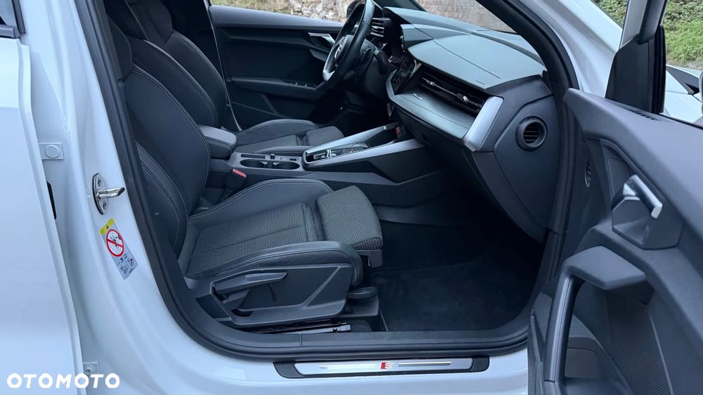 Audi A3 Sportback 35 TFSI mHEV S Line S tronic - 21