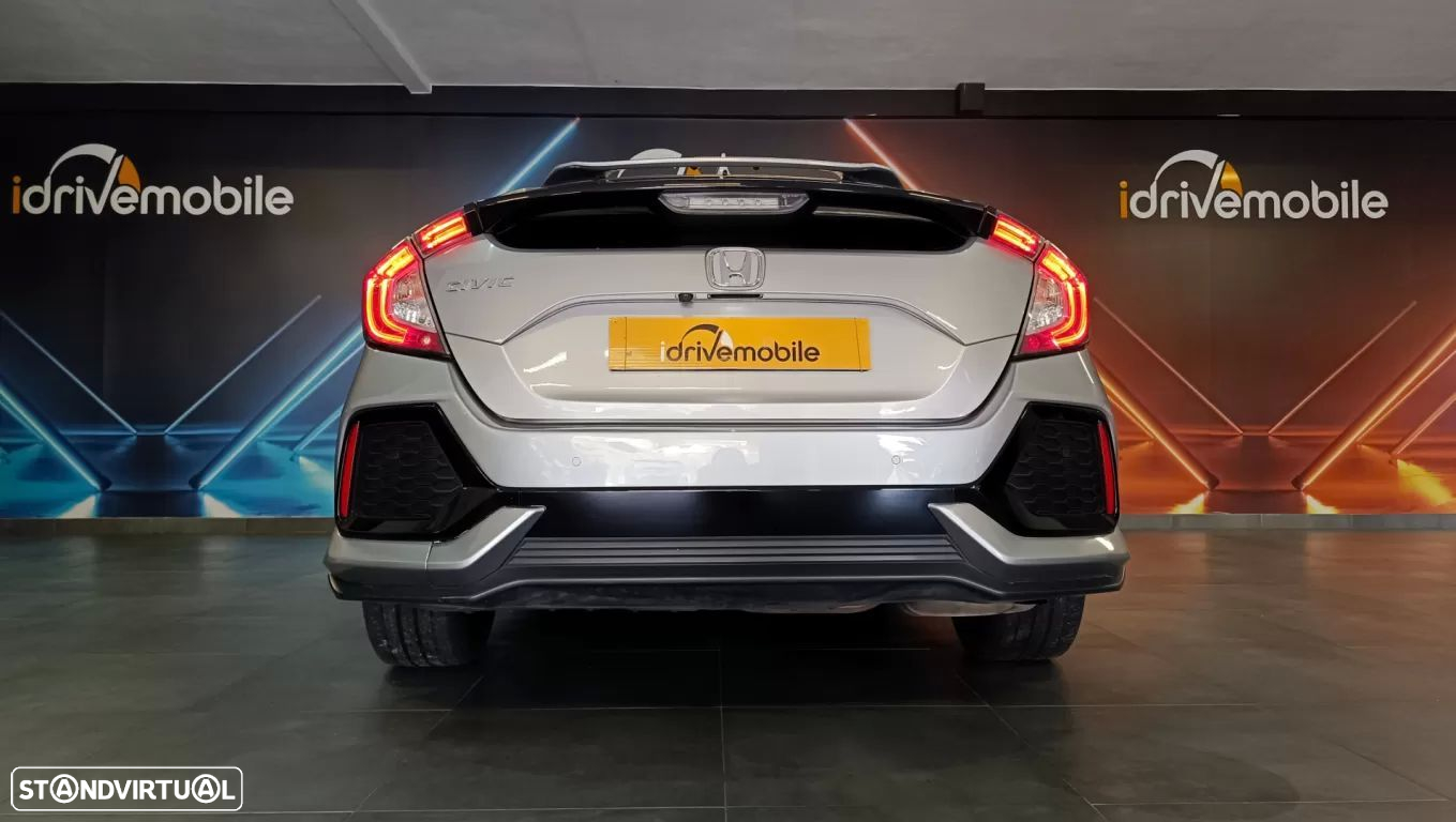 Honda Civic 1.0 i-VTEC Elegance - 17