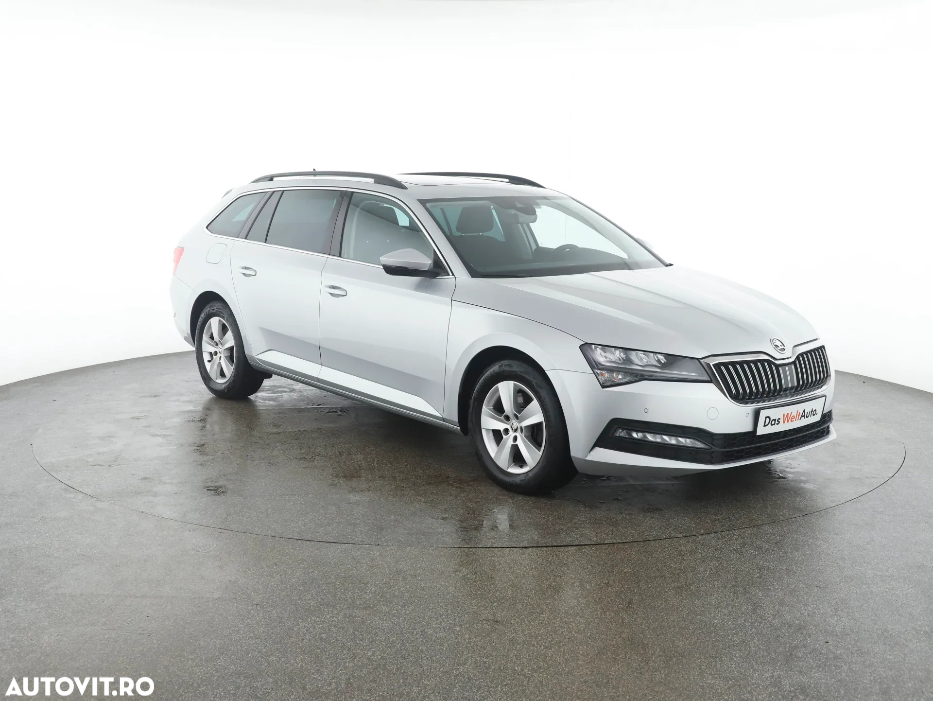 Skoda Superb Combi 2.0 TDI DSG Ambition - 3