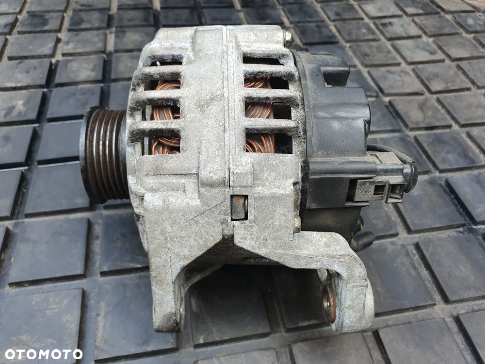 ALTERNATOR VW PASSAT B5 2.0 06B903016D 90A  POSIADAM 2 SZT - 1