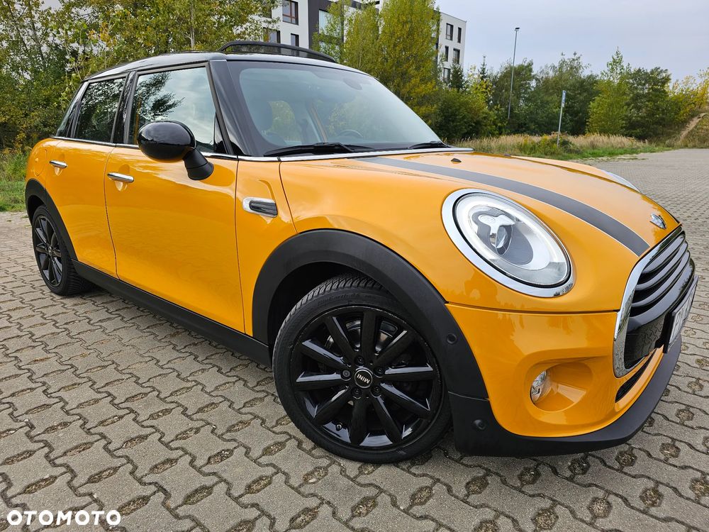 MINI Cooper Standard - 1