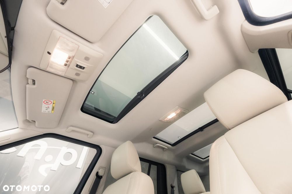 Land Rover Discovery - 17