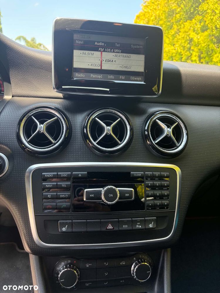 Mercedes-Benz Klasa A 180 (BlueEFFICIENCY) - 24
