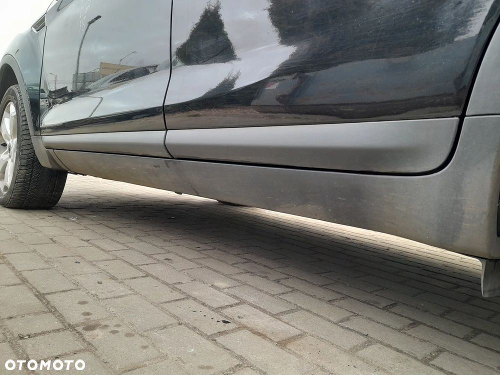 FORD KUGA PRÓG SŁUPEK LEWA STRONA ĆWIARA ĆWIARTKA KOLOR: F8 - 1