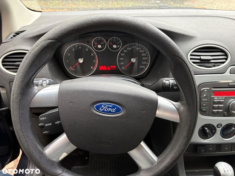 Ford Focus ver-1-6-amber-x - 5