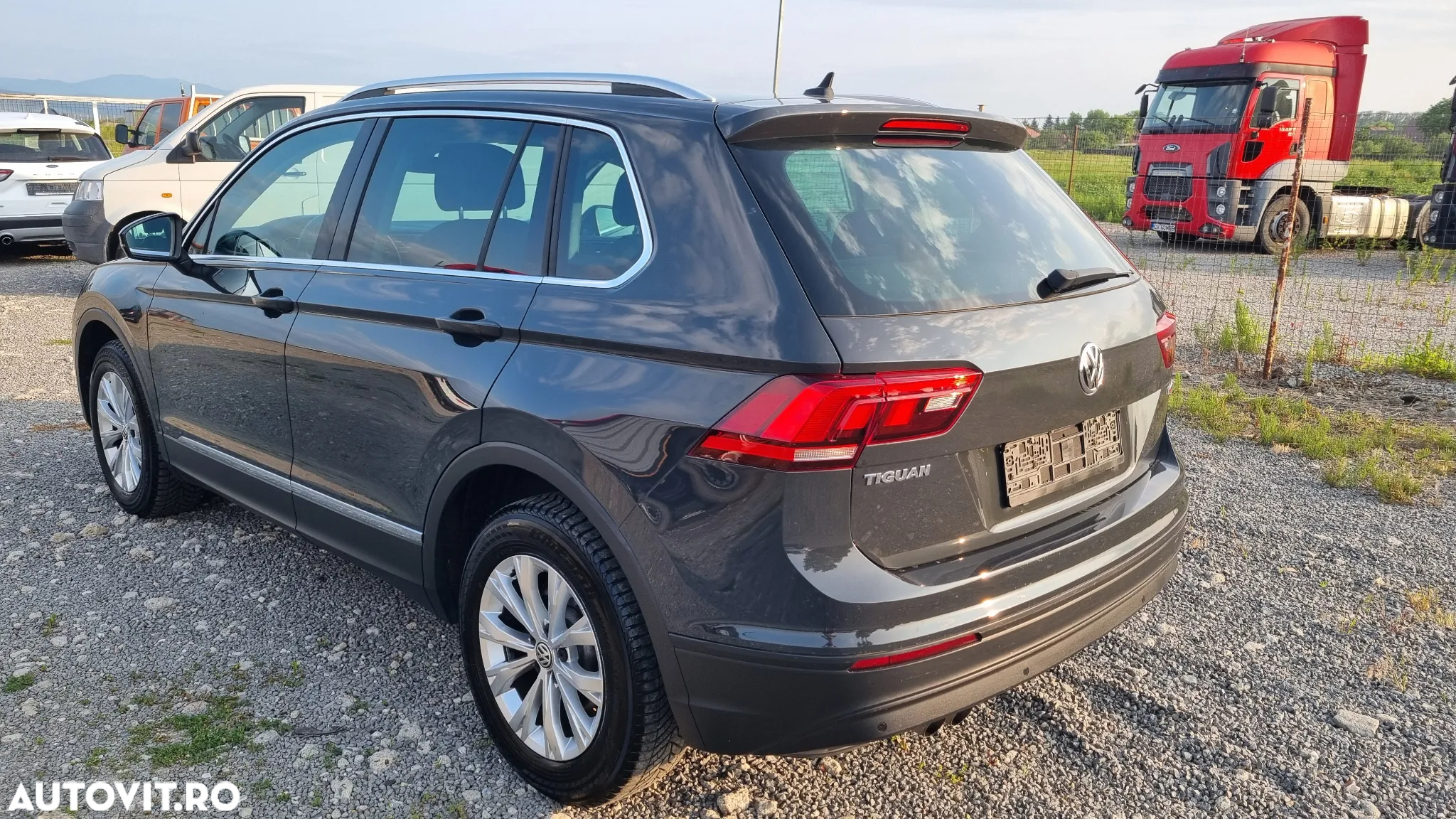 Volkswagen Tiguan 2.0 TDI SCR 4MOTION (BlueMotion Tech) Comfortline - 2