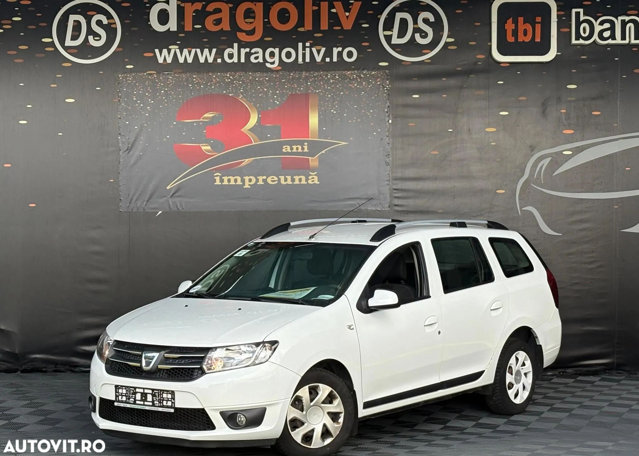 Dacia Logan MCV 0.9 Laureate - 1