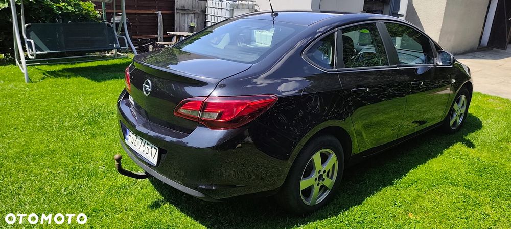 Opel Astra 1.6 Active EU6 - 8