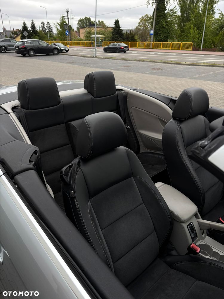 Volkswagen Eos - 4