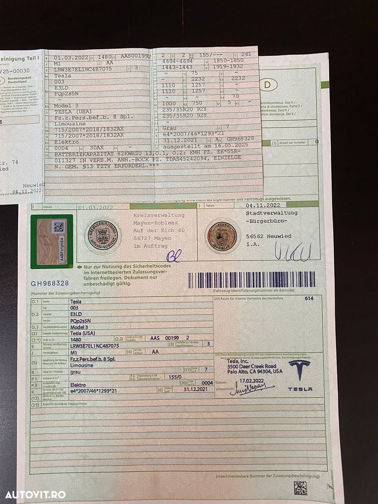 Tesla Model 3 - 24