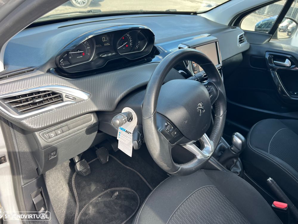 Peugeot 208 1.2 PureTech Active - 20