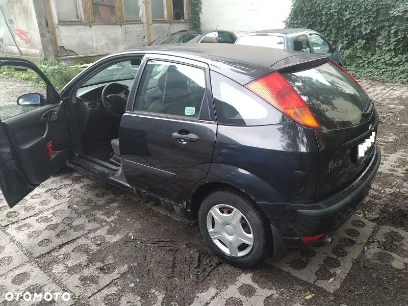 Ford Focus 1.6 X100 - 5