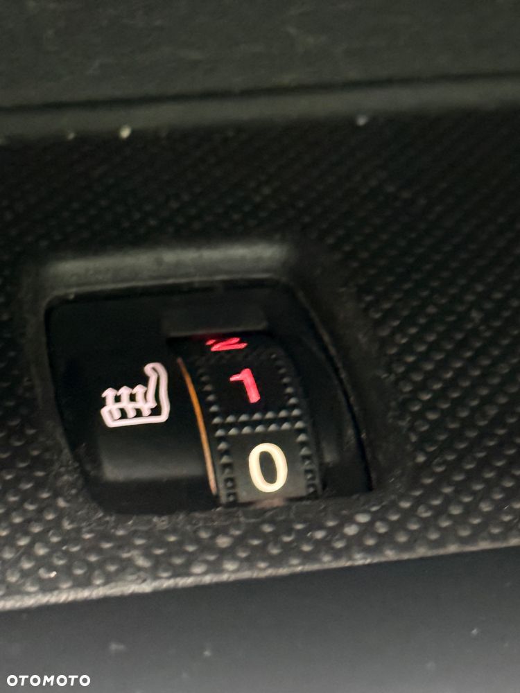 Peugeot 308 BlueHDi FAP 150 Stop&Start Automatik Allure - 9