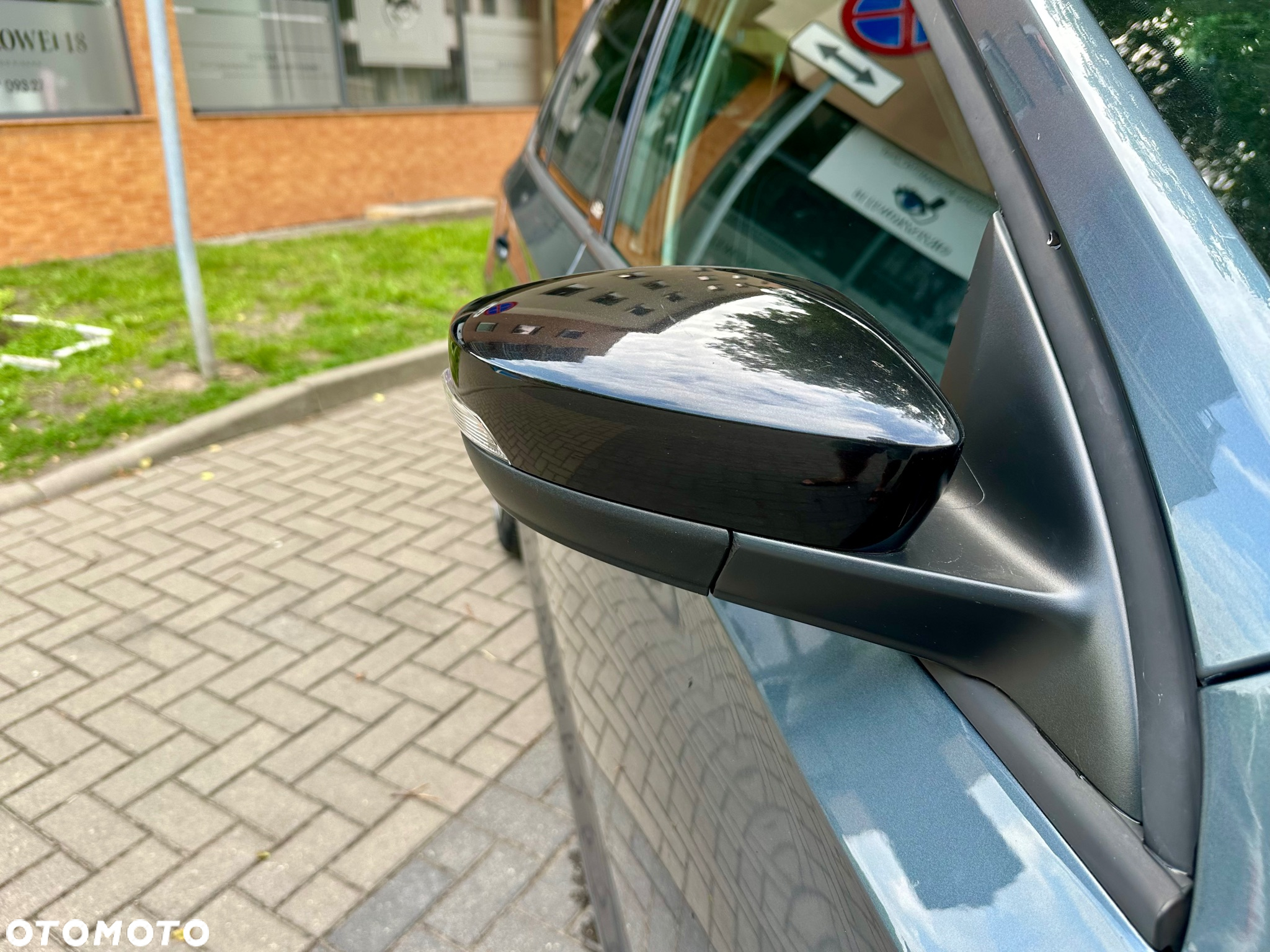 Skoda RAPID 1.2 TSI Edition - 14