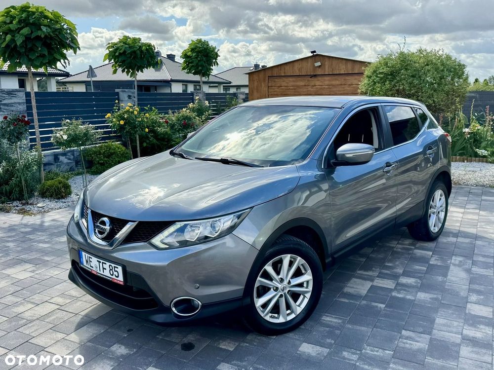 Nissan Qashqai - 2