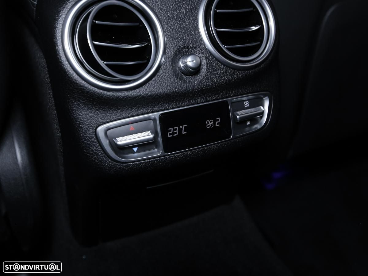 Mercedes-Benz E 300 de AMG Line - 14