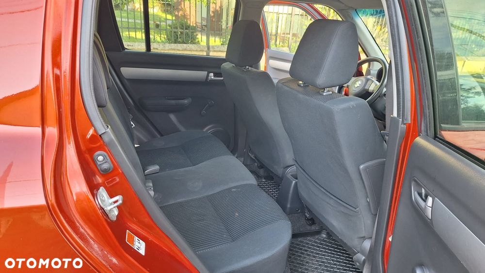 Suzuki Swift 1.3 Club - 13