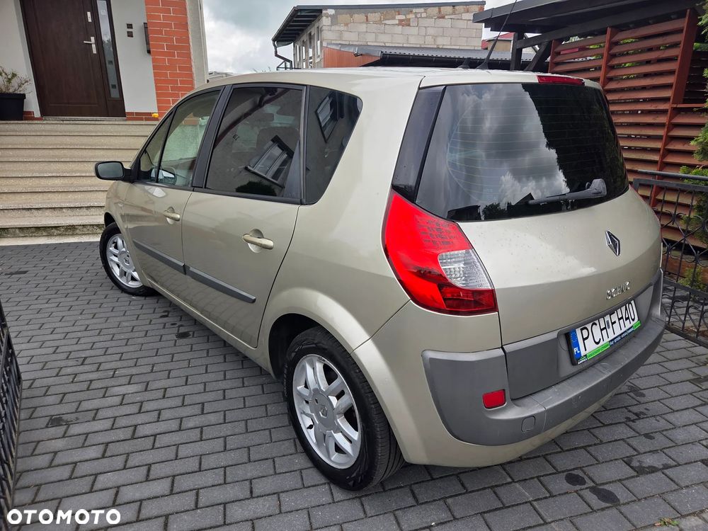 Renault Scenic - 12