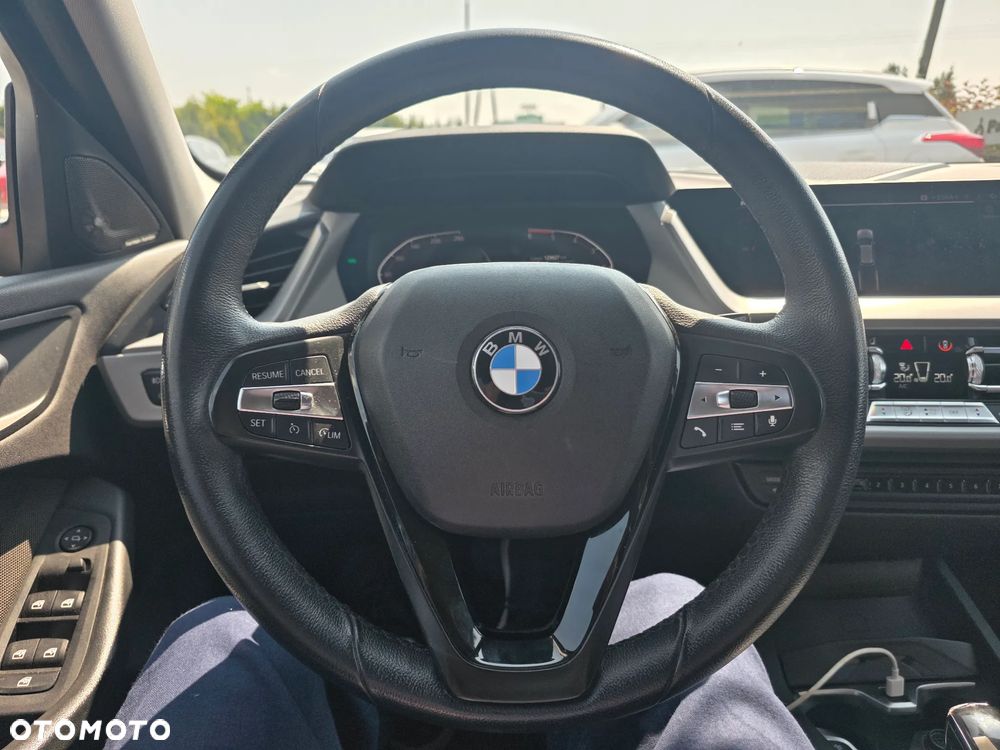 BMW Seria 1 116d Edition Metropolitan - 20