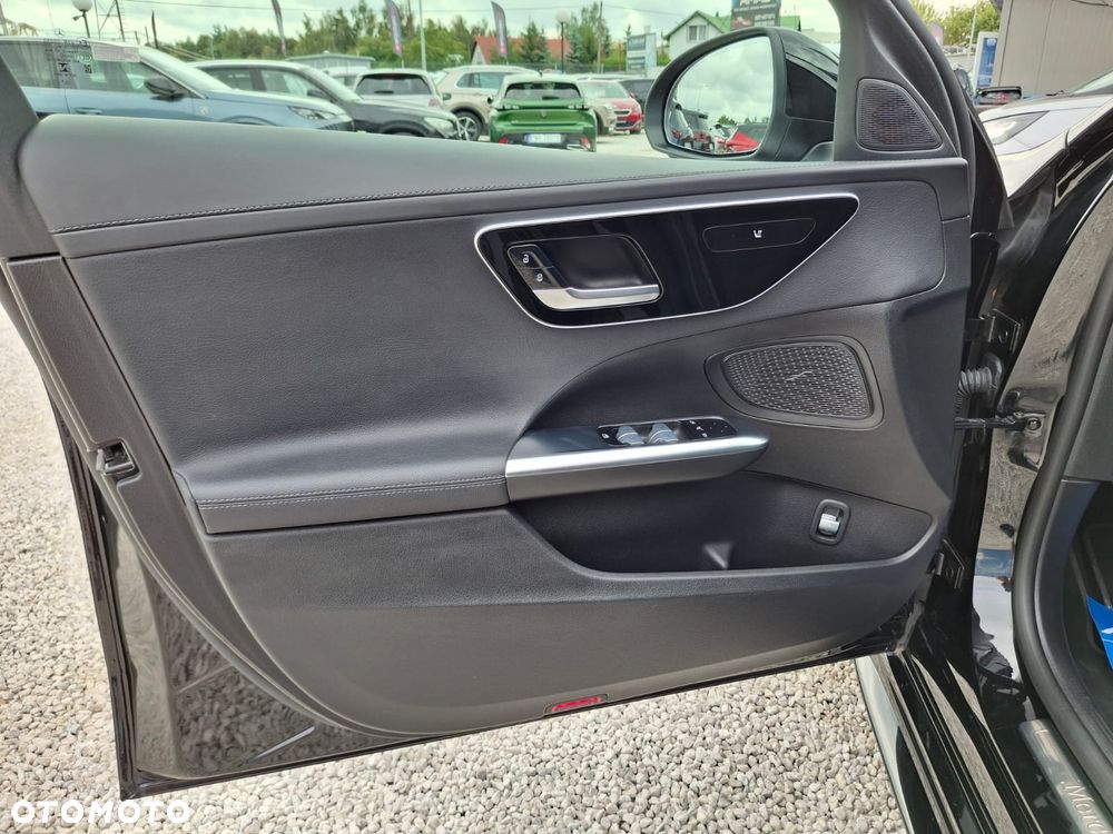Mercedes-Benz Klasa C 220 d 9G-TRONIC AMG Line - 18