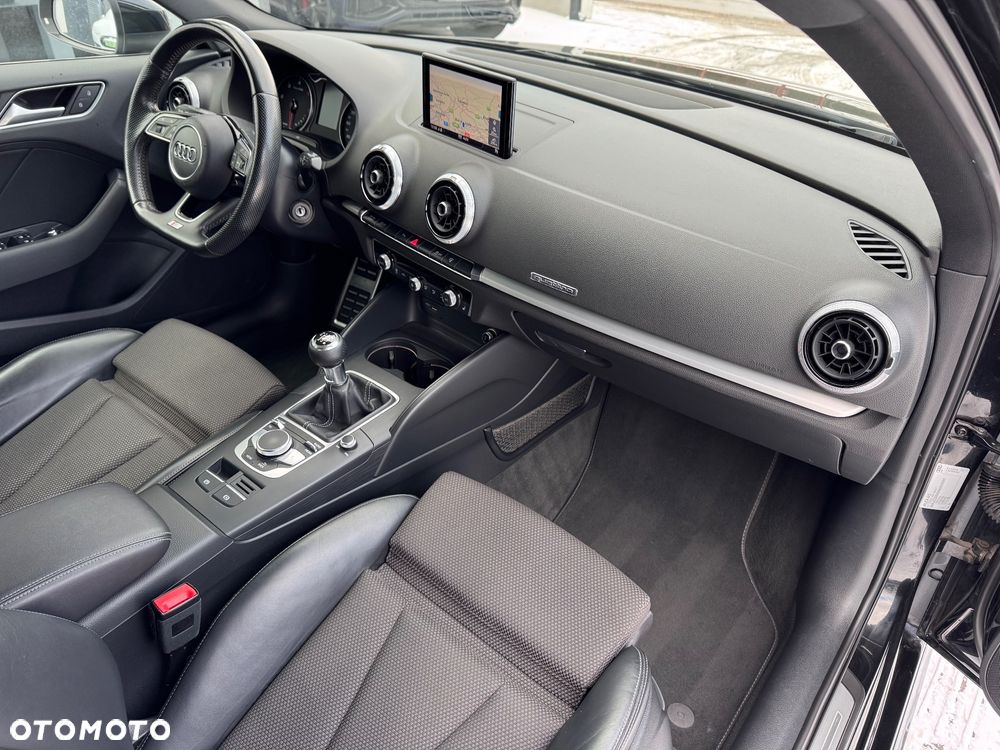 Audi A3 Sportback 2.0 TDI DPF quattro S line Sportpaket (plus) - 22