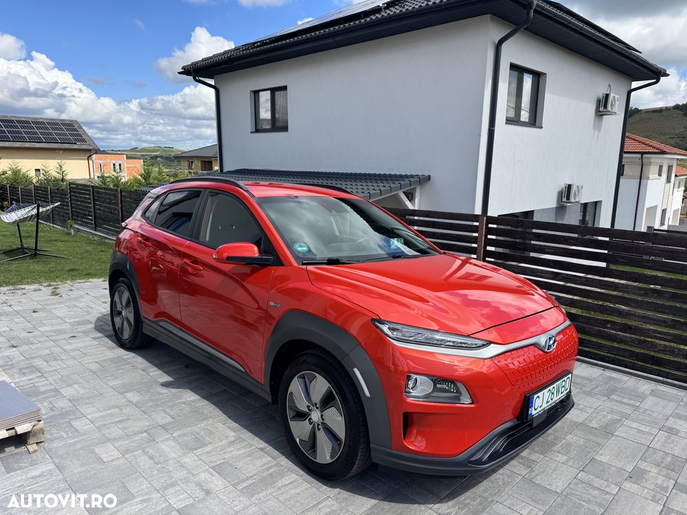 Hyundai KONA 204CP Luxury+ - 2