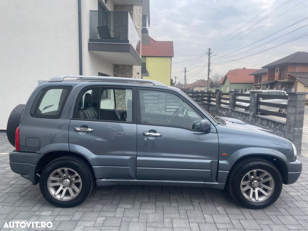 Suzuki Grand Vitara 2.0 TD Limited - 10