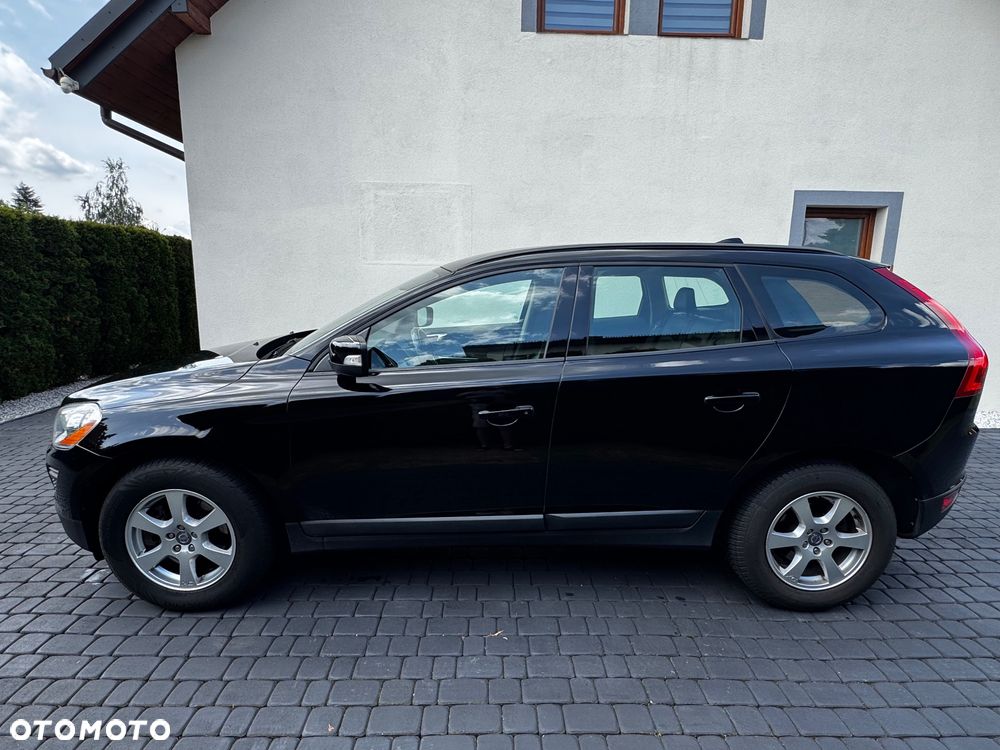 Volvo XC 60 - 4