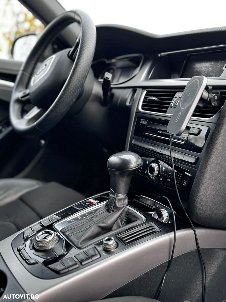 Audi A4 2.0 TDI DPF quattro S tronic Attraction - 7